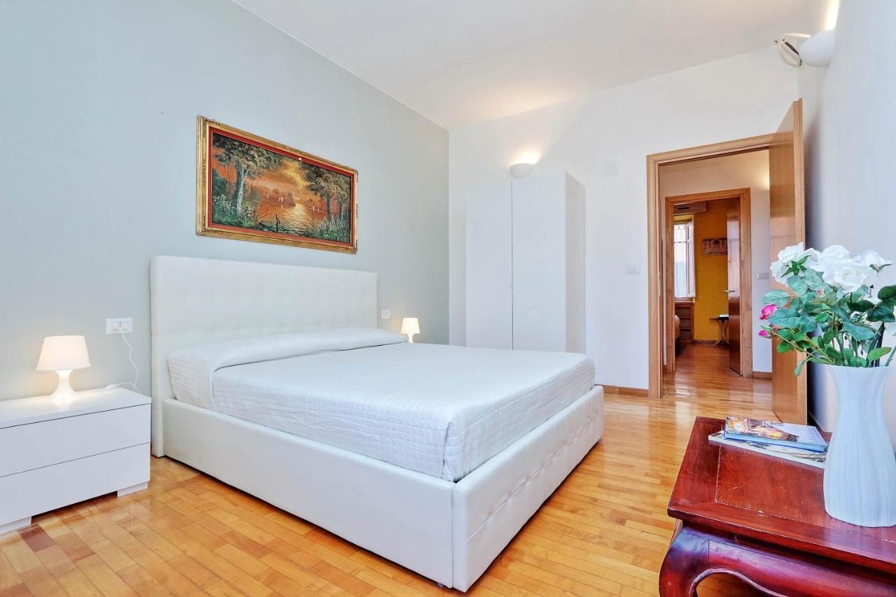 Сasa de vacaciones Roman Holiday Colosseum *